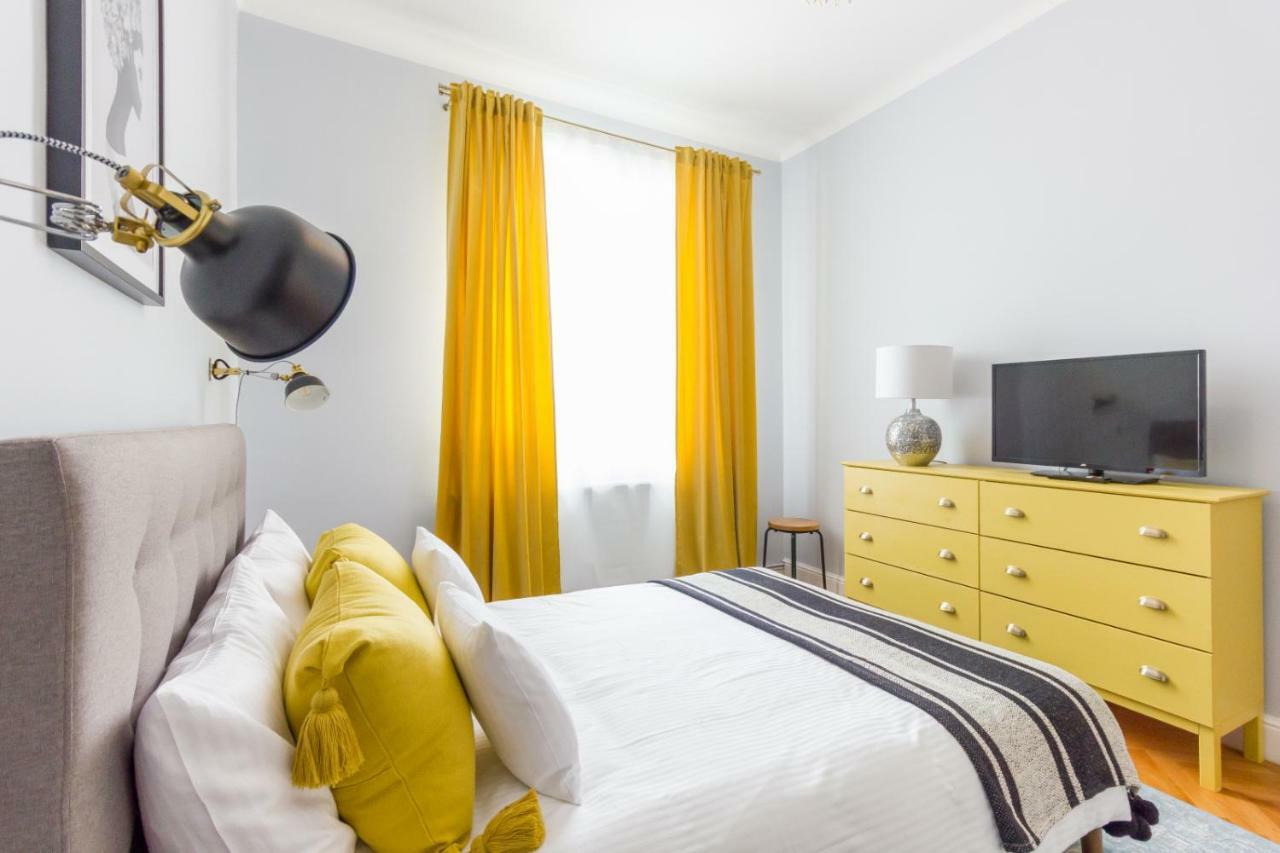 City Chic 3 Bedroom Apartment Kluž Exteriér fotografie